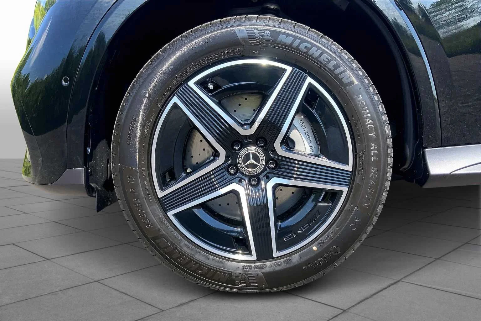 New 2026 Black Mercedes-Benz GLC 300 image 11