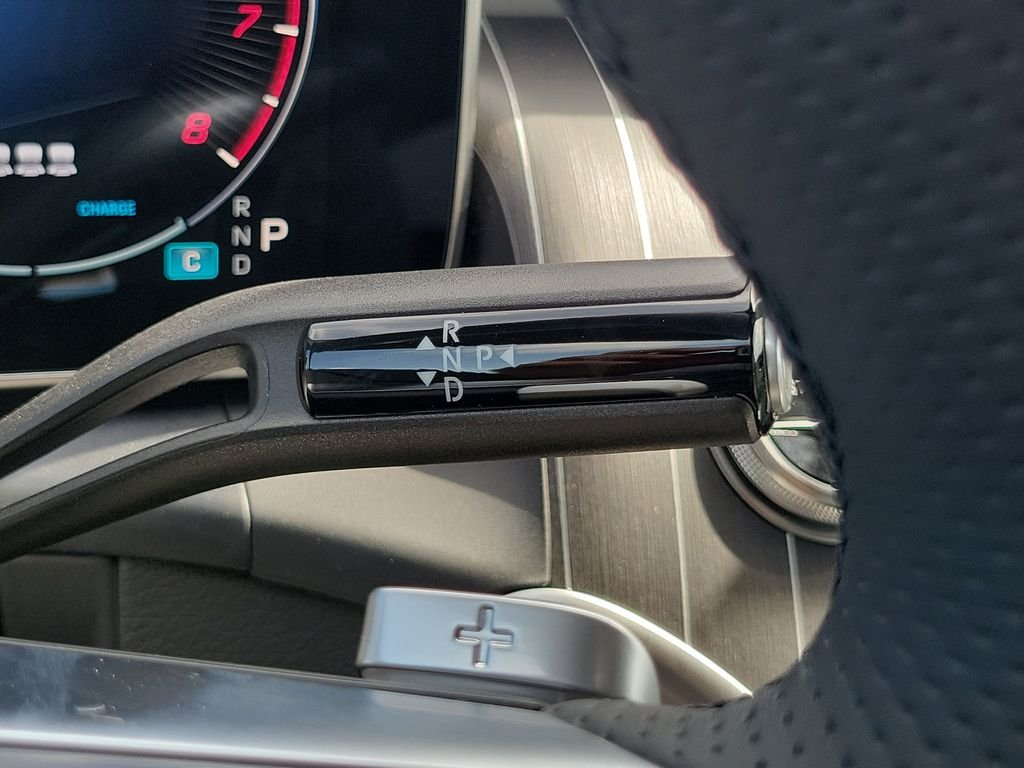 New 2027 MANUFAKTUR Alpine Grey Mercedes-Benz GLC 300 image 29