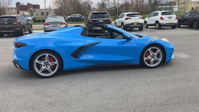 2021 Chevrolet Corvette 2LT - Photo 9