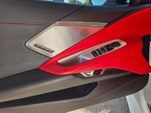Used 2022 White Chevrolet Stingray image 11