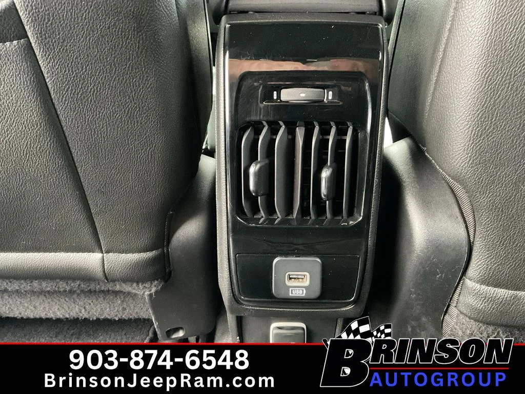 Used 2023 Grey Jeep Limited image 18