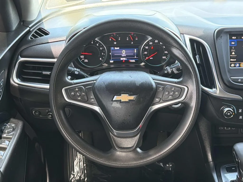 Used 2022 Silver Ice Metallic Chevrolet LT image 10
