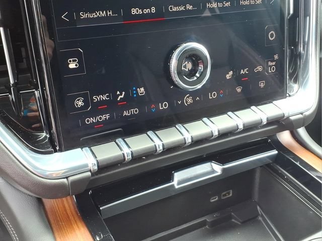 Used 2025 Sterling Metallic GMC Denali image 6
