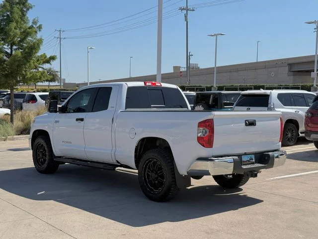 Used 2014 Super White Toyota SR5 image 2