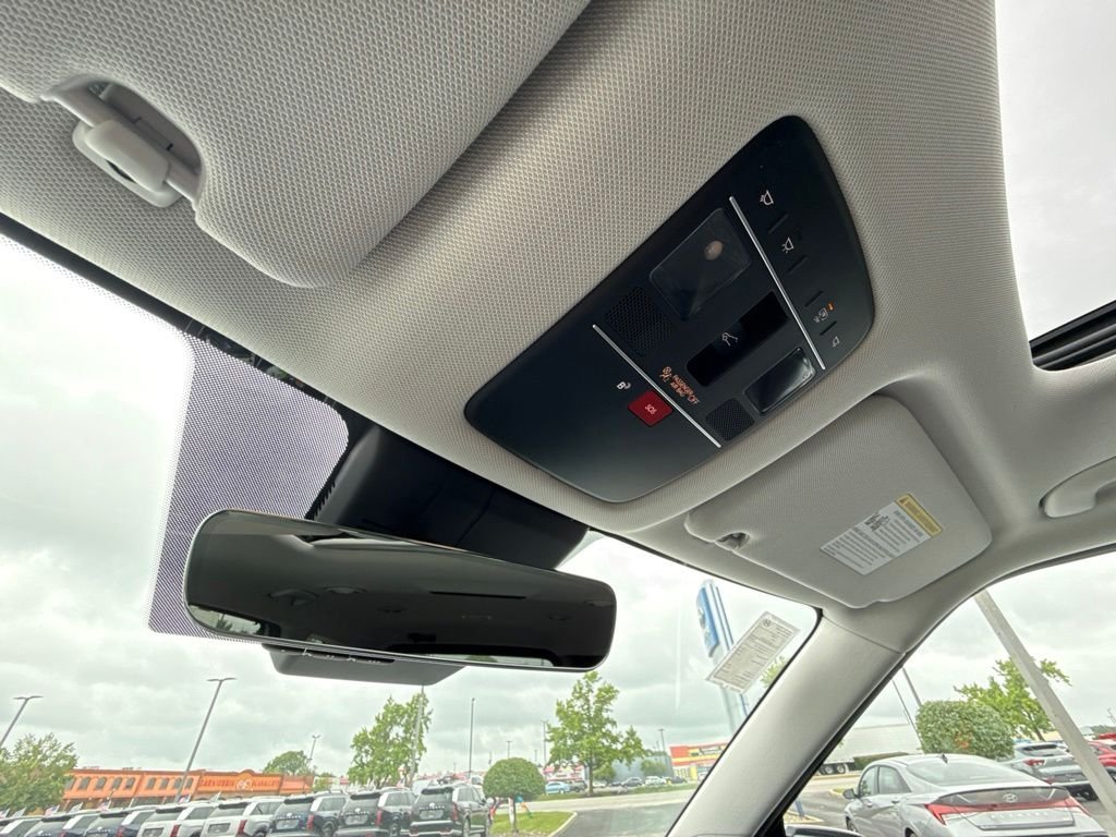New 2026 White Hyundai SEL Premium AWD image 34