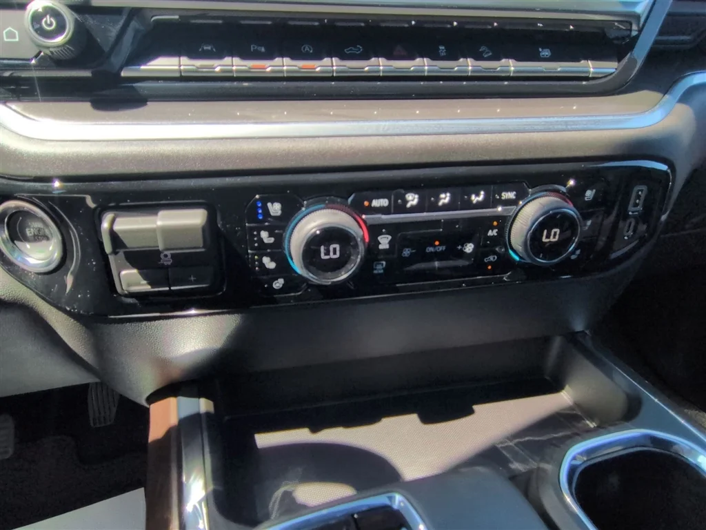 Used 2026 White Sands Chevrolet High Country image 36