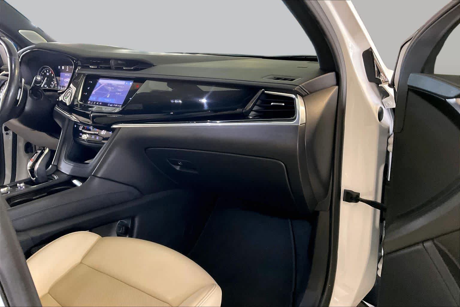 Used 2020 Crystal White Tricoat Cadillac AWD Sport image 17