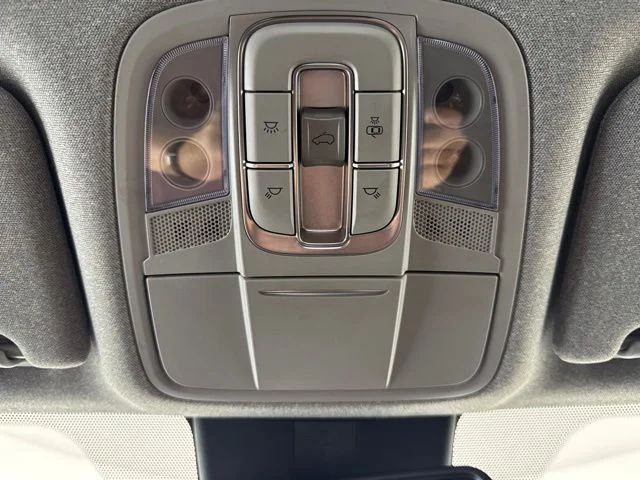 Used 2019 Quartz Hyundai Ultimate image 14