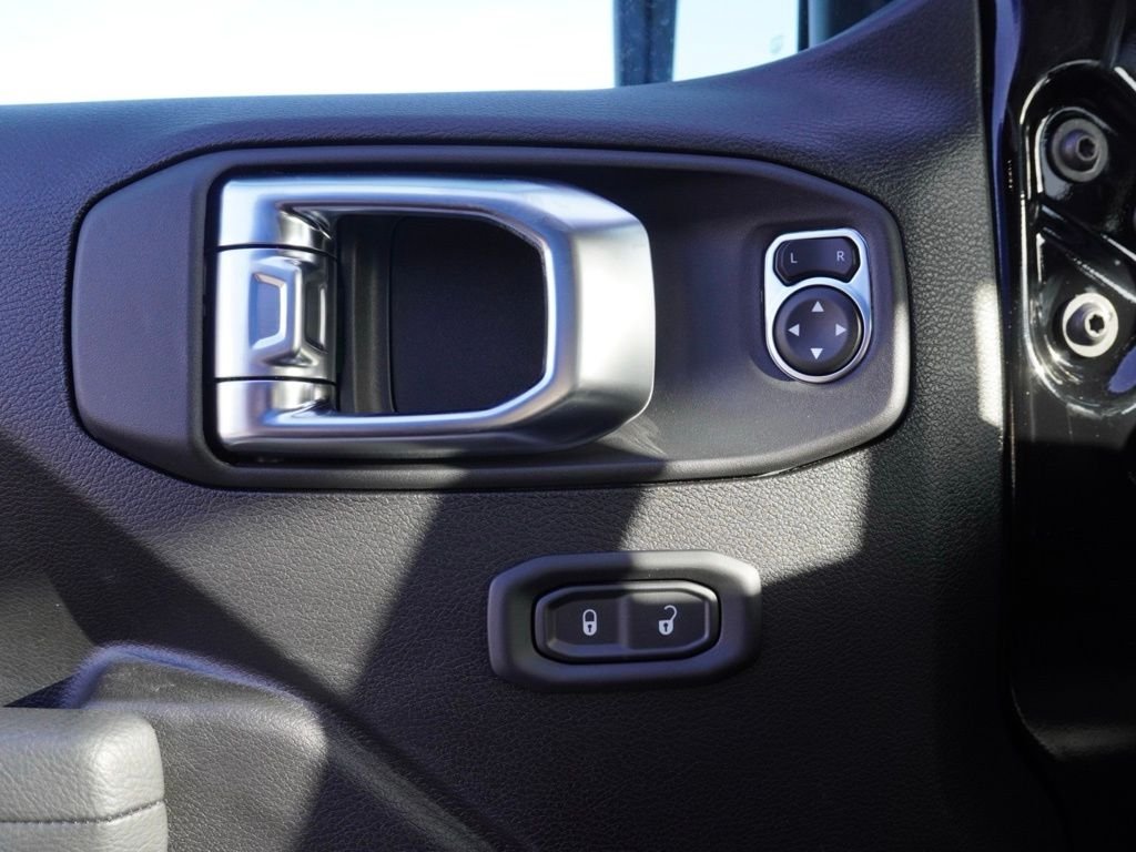 New 2026 Black Clear-Coat Exterior Paint Jeep Willys image 10