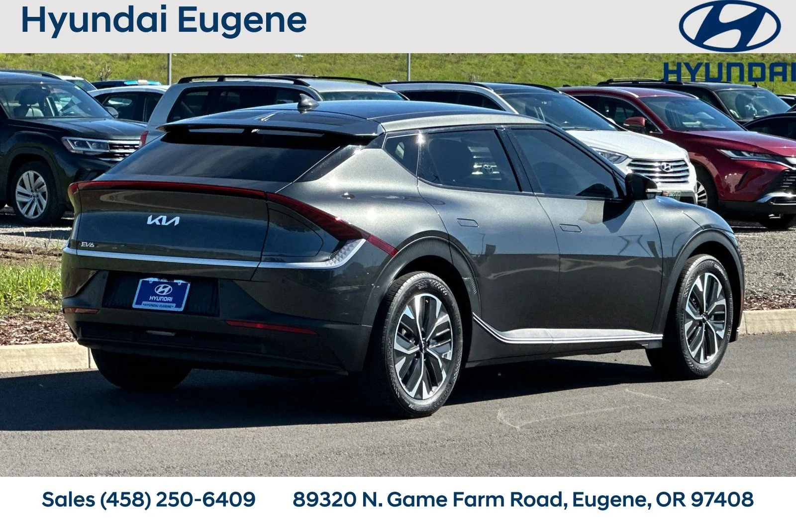 Used 2023 Gray Kia Light image 3