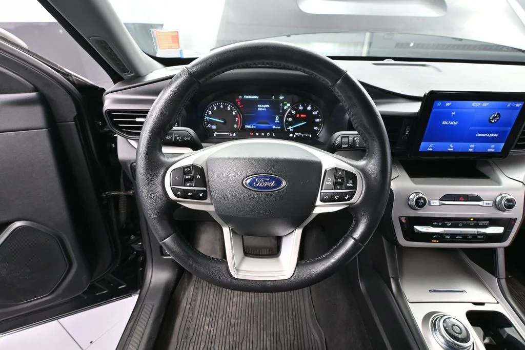 2023 Ford Explorer XLT - Photo 25