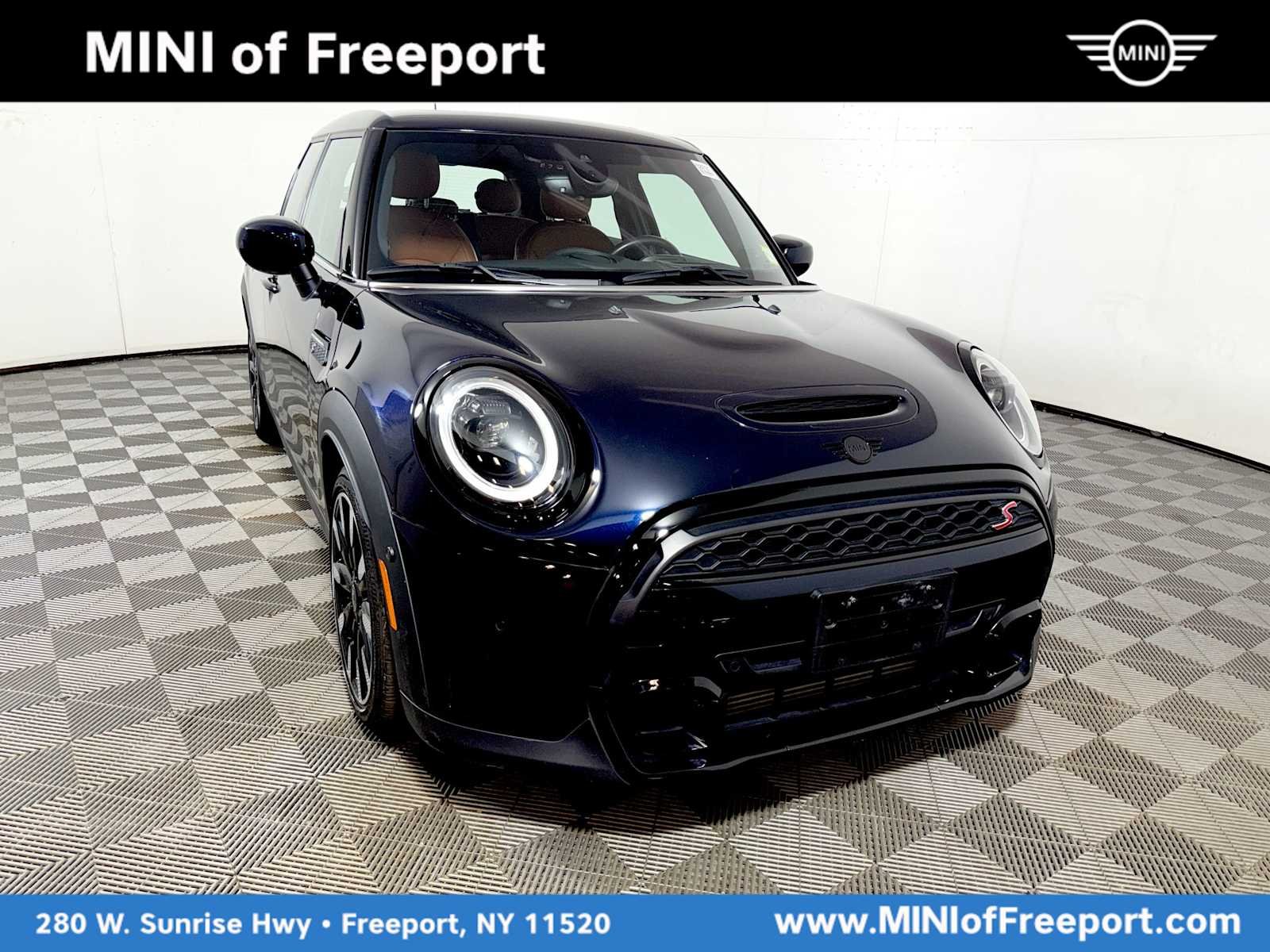 2024 MINI Hardtop 4 Door