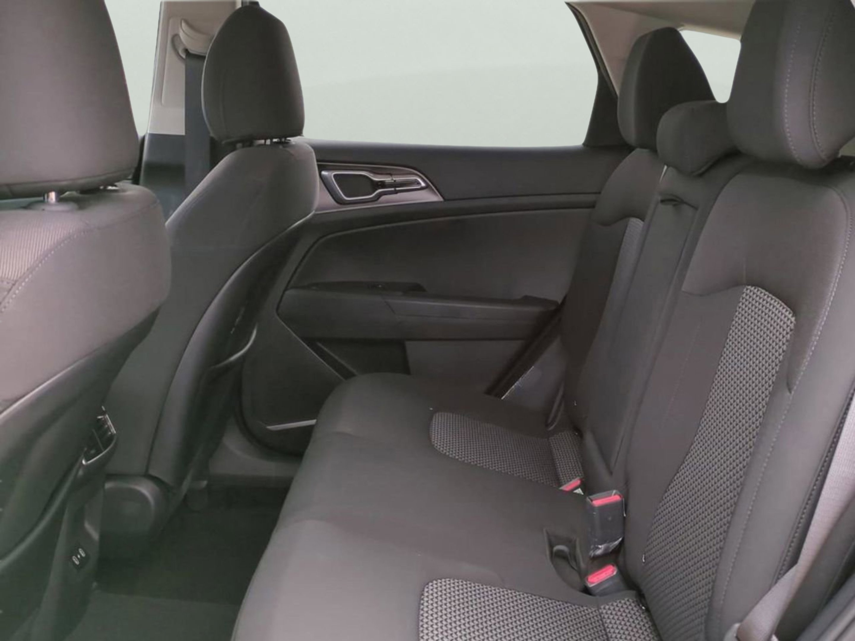 New 2026 Snow White Pearl Kia S image 15