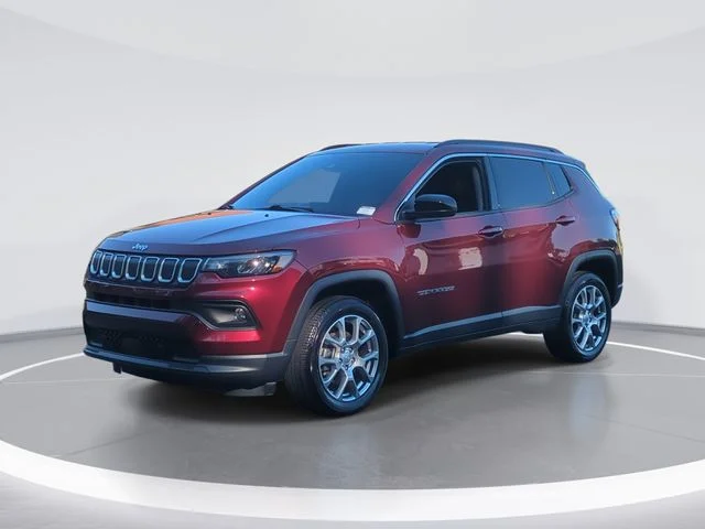 2022 Jeep Compass Latitude Lux 4X4's photo