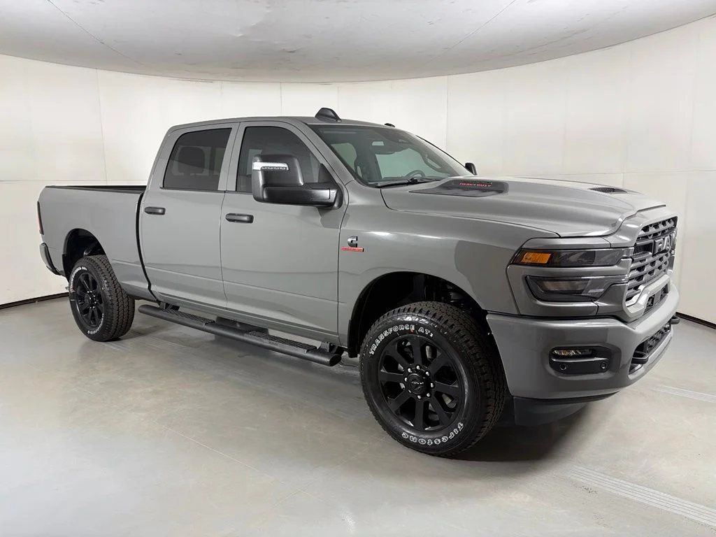 New 2026 Blue Ram Laramie image 9