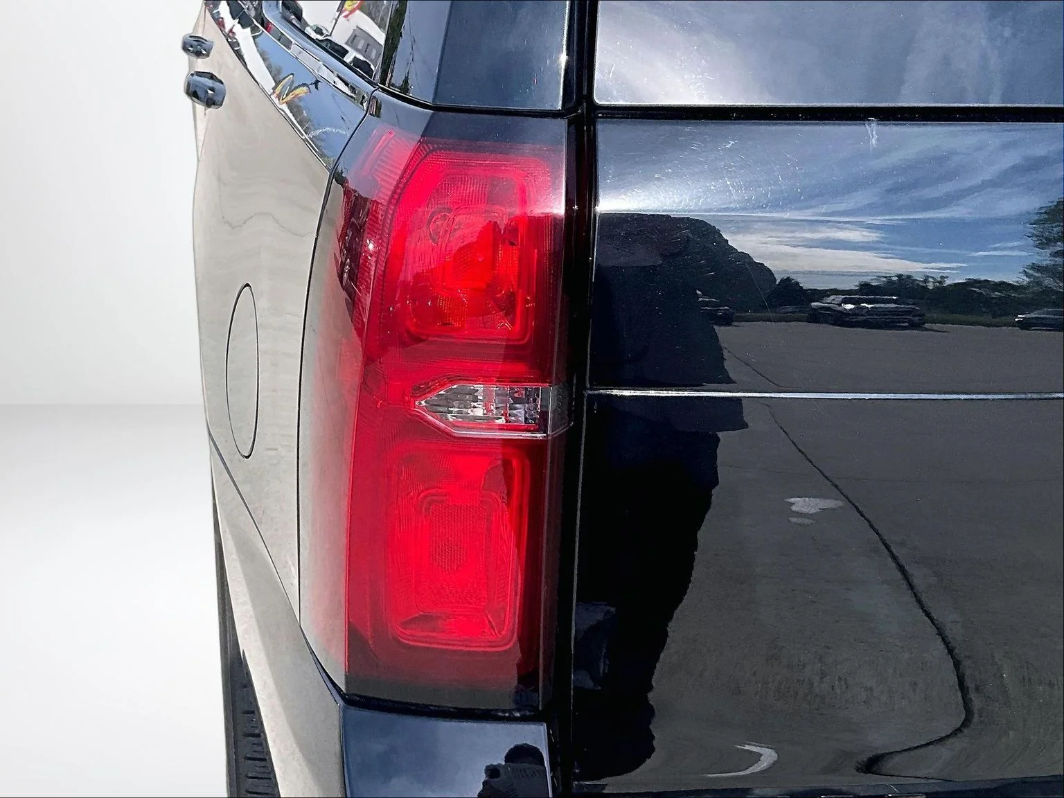 Used 2018 Black Chevrolet LT image 32