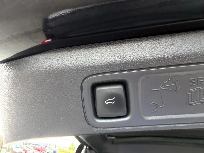 Certified Used 2024 Agate Black Metallic Ford XLT image 9