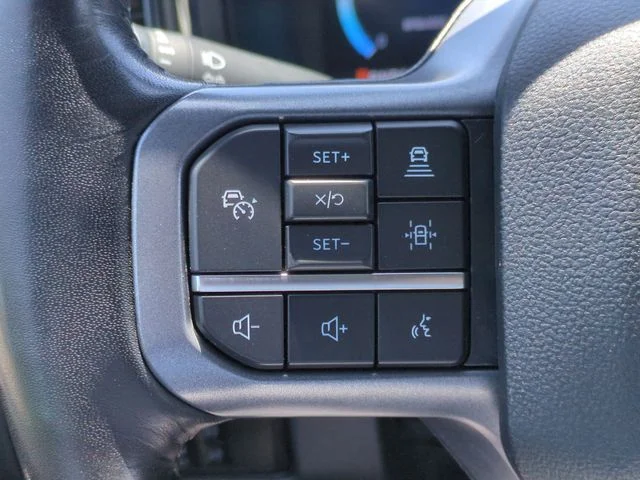 Used 2023 Gray Ford Lariat image 17