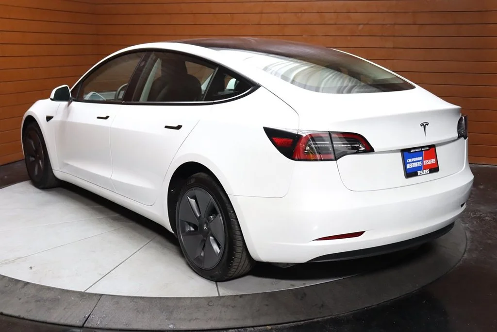 Used 2023 Pearl White Multi-Coat Tesla Base image 9