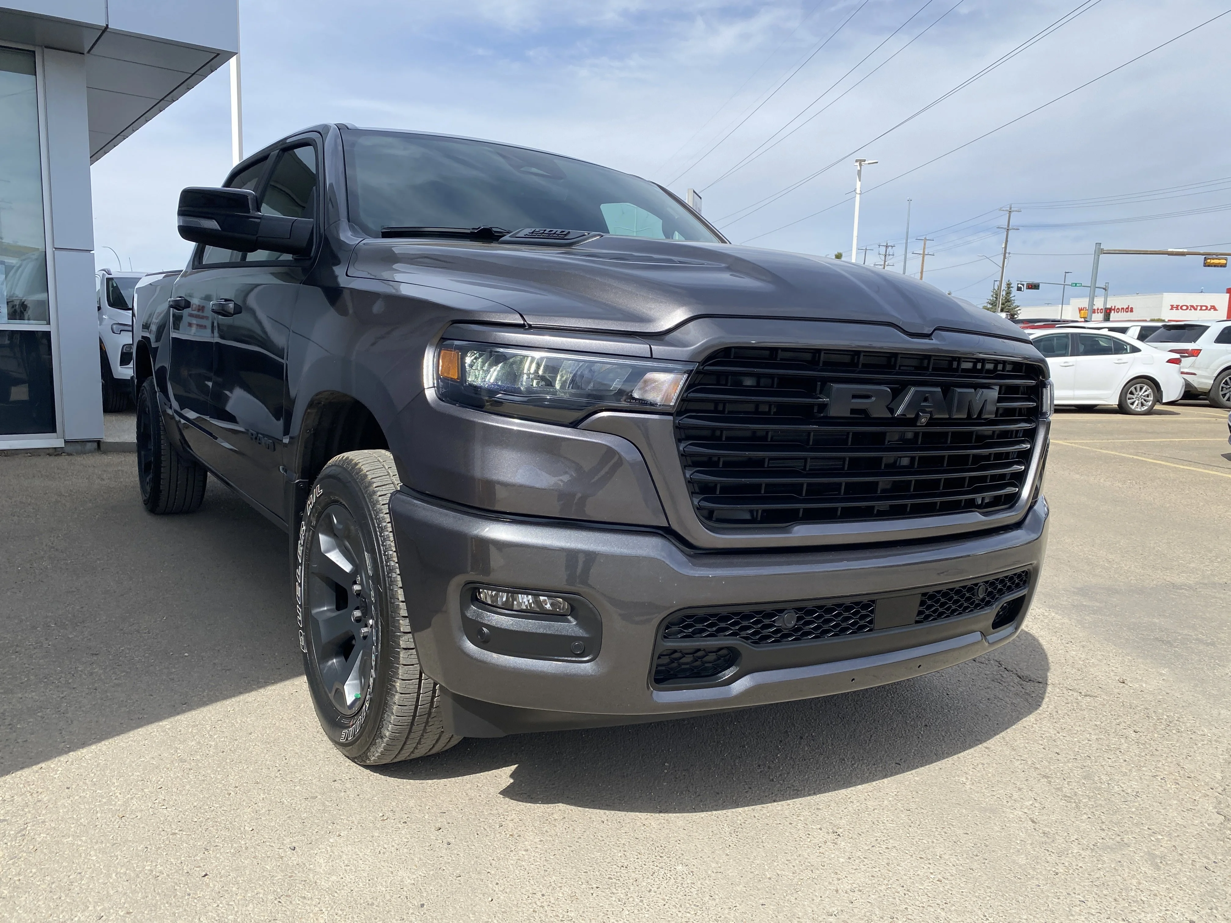 Certified Used 2026 Gray Ram Sport * REMOTE STARTER * HEATED SEATS * BIG SCREEN * image 6