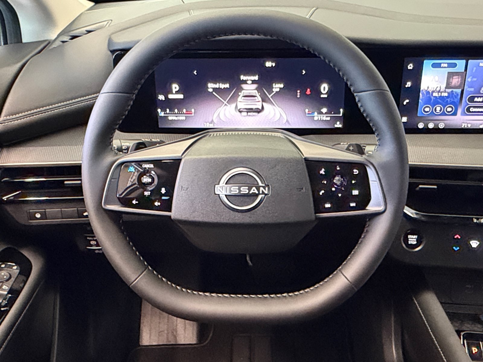 New 2026 Everest White Pearl Tricoat Nissan SV image 14