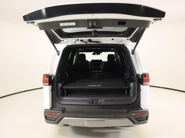 2026 Lexus LX 700h Luxury - Photo 26