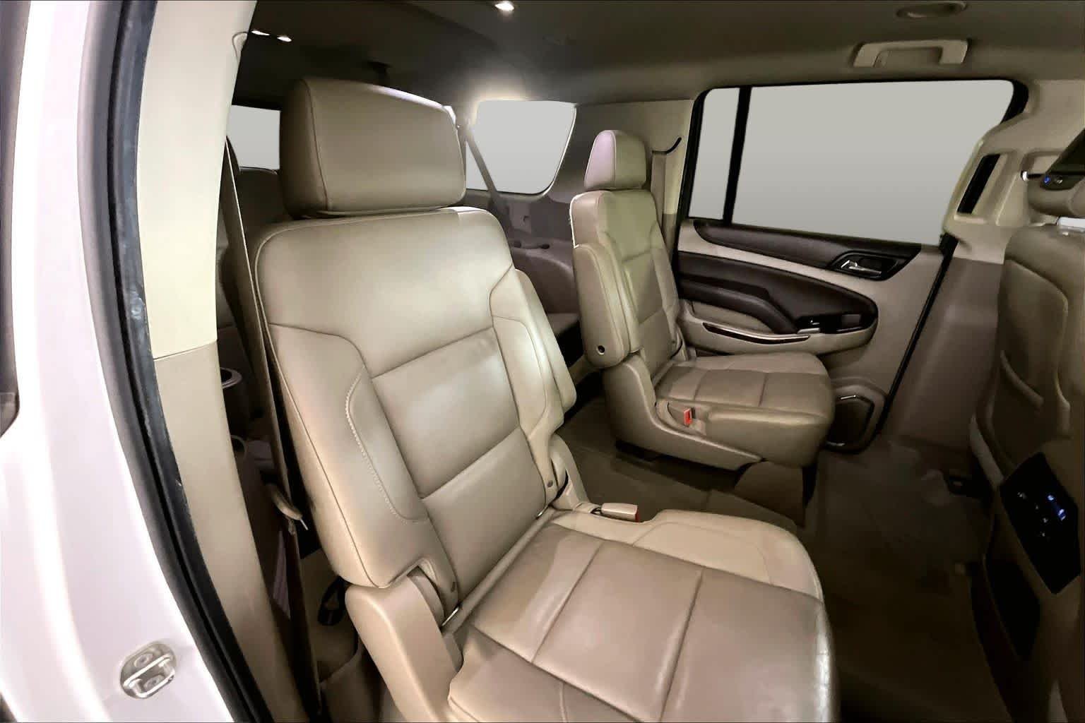 Used 2015 Summit White Chevrolet LT image 19