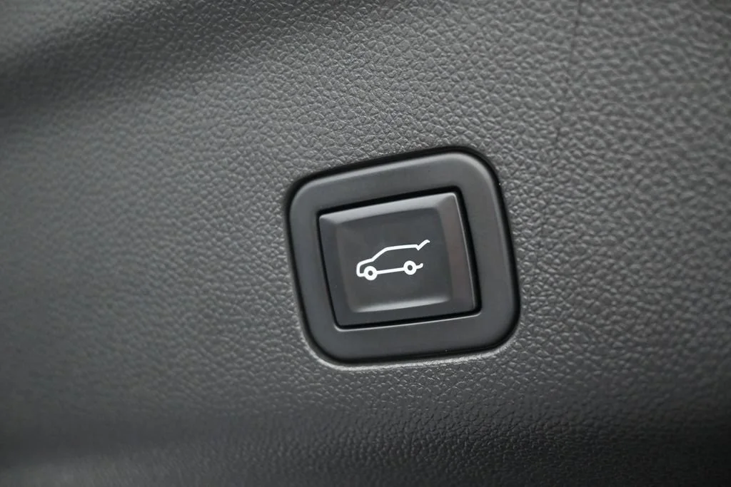 Used 2021 Cherry Red Tintcoat Chevrolet Premier image 48