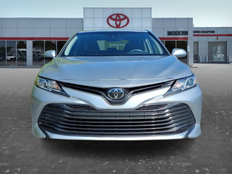 Used 2018 Celestial Silver Metallic Toyota L image 8