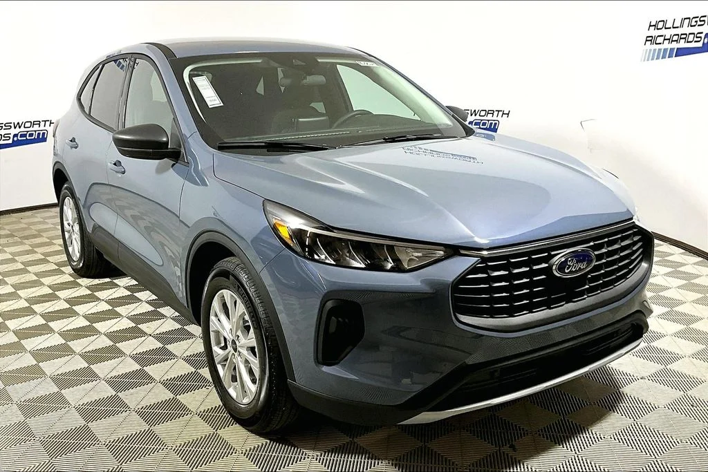 2026 Ford Escape Active - Photo 2