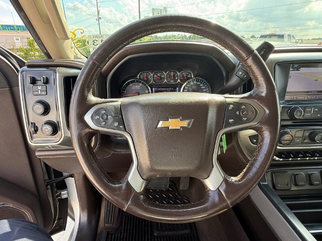 Used 2018 Silver Ice Metallic Chevrolet LTZ image 21