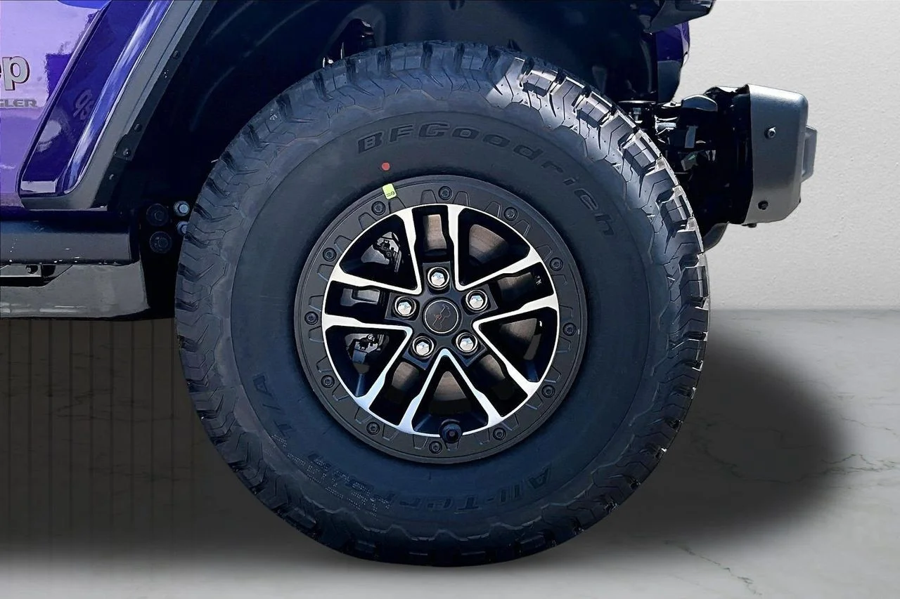 New 2026 Reign Jeep Rubicon X image 34