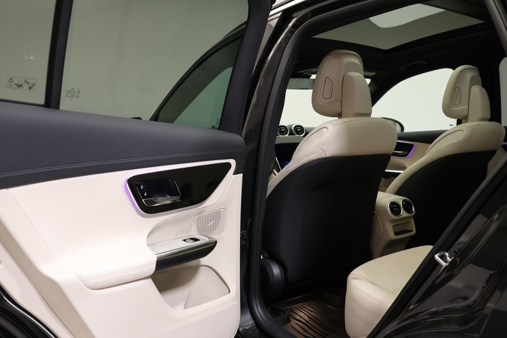 New 2027  Mercedes-Benz GLC 300 image 40