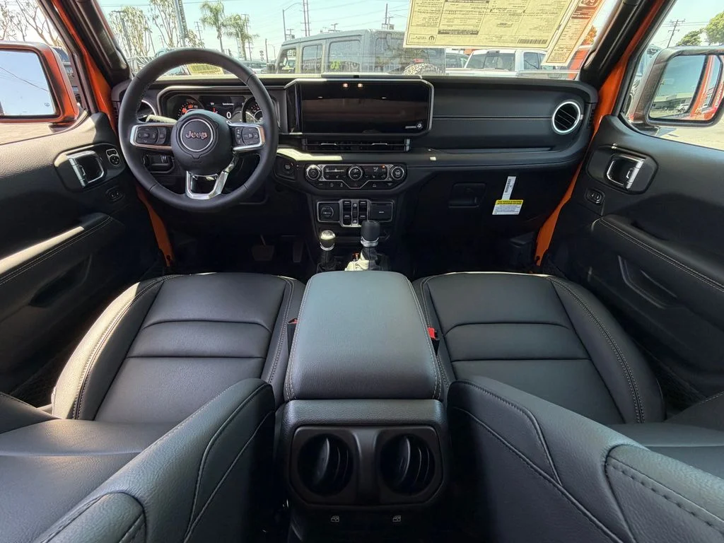 New 2025 Joose Exterior Paint Jeep Sahara image 25