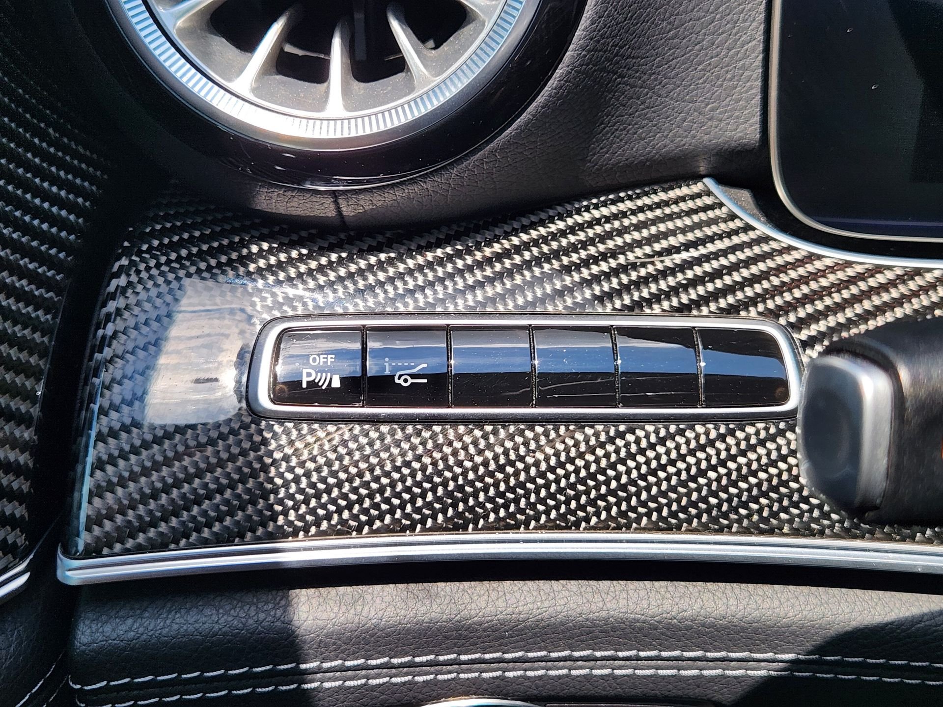 Used 2019 Iridium Silver Metallic Mercedes-Benz Base image 23