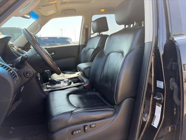 Used 2011 Black Obsidian INFINITI 7-passenger image 10