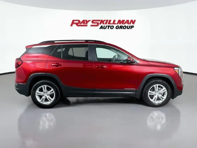 Used 2023 Red GMC SLE image 8