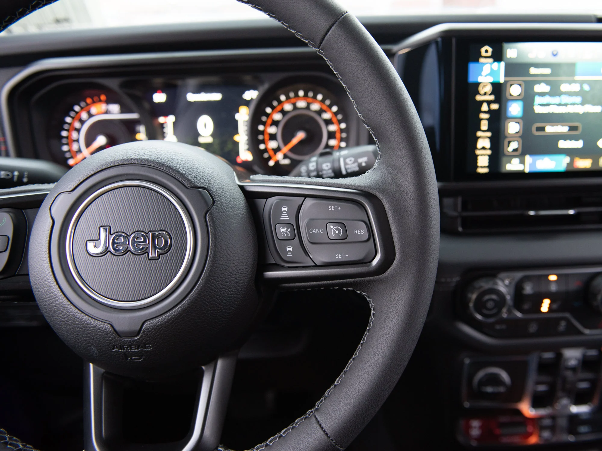 New 2026 reign Jeep Rubicon* 4 Door 4x4, Nappa Leather, Steel Bumpers, Safety Group image 12