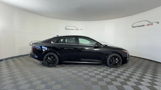 New 2026 Aurora Black Pearl Kia GT-Line Turbo image 9