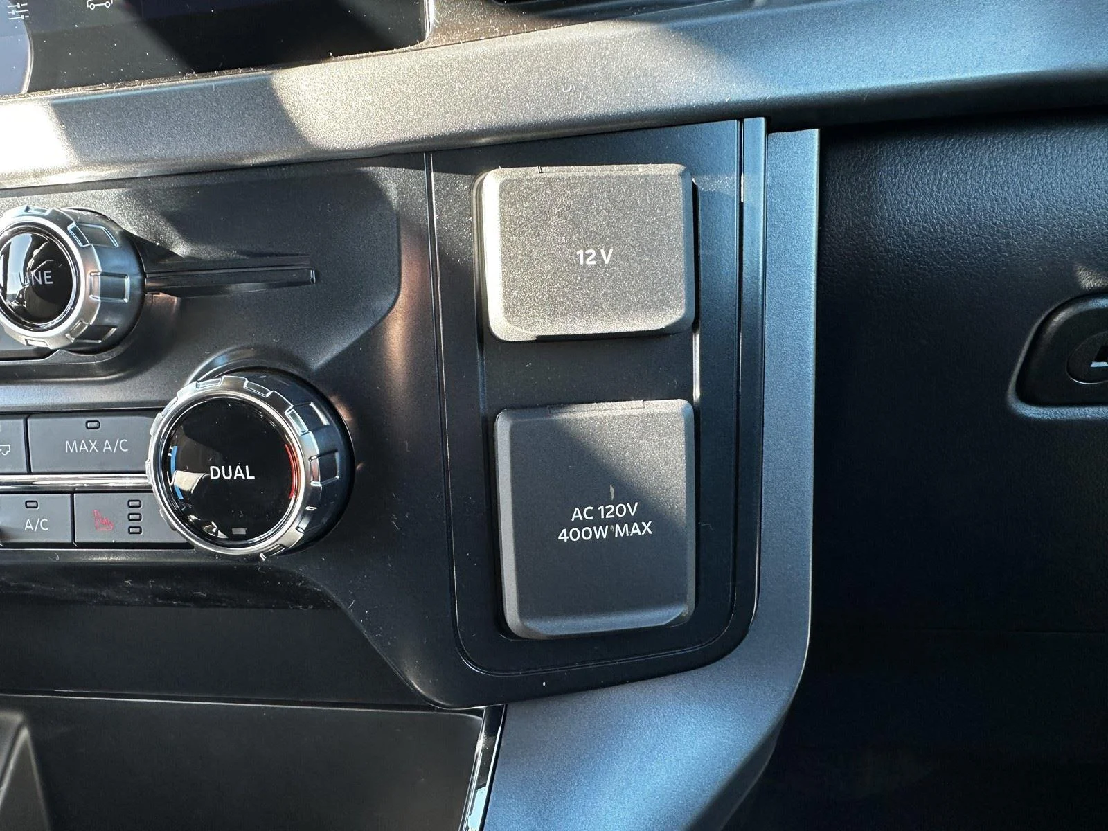 New 2026 Oxford White Ford XLT image 31