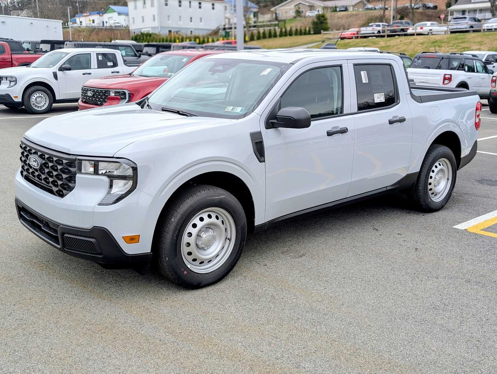 2025 Ford Maverick XL