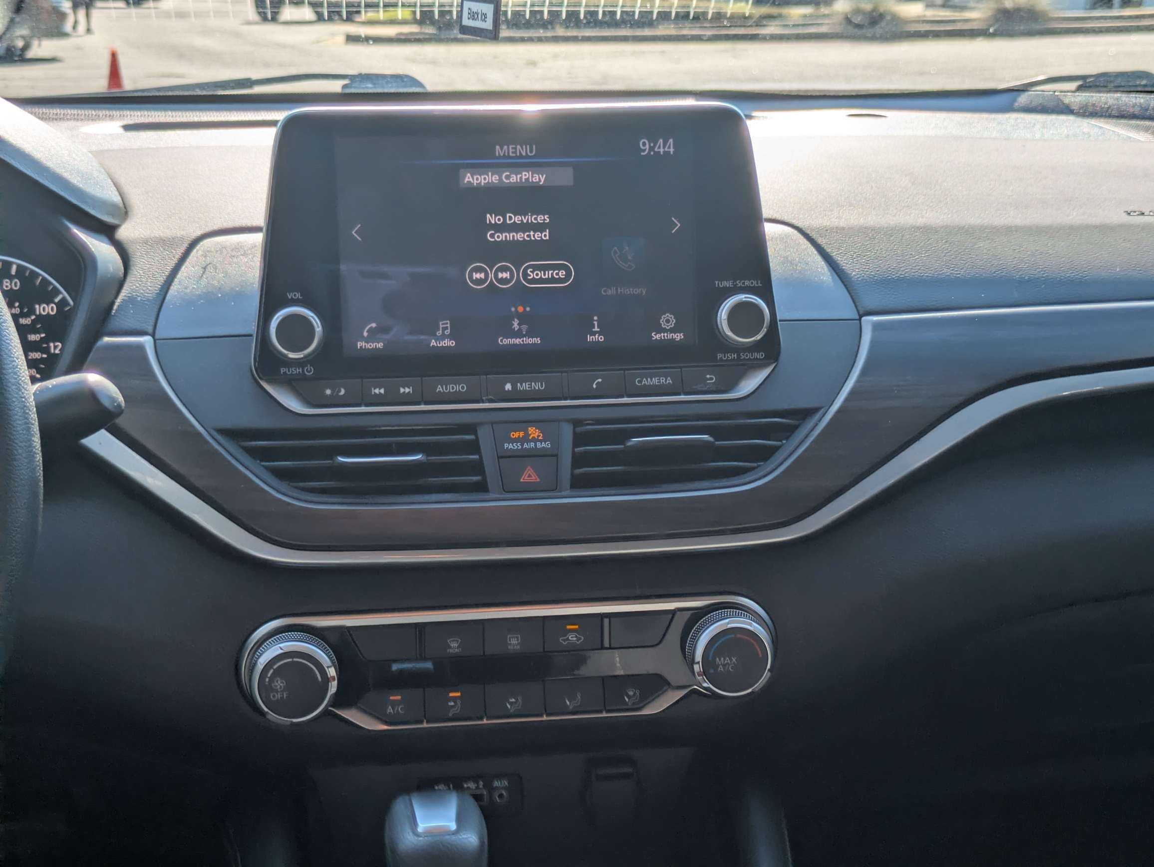 Used 2023  Nissan 2.5 SV image 14