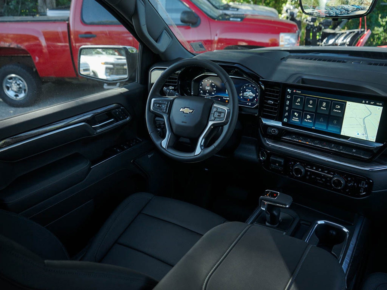 2025 Chevrolet Silverado 1500 LTZ - Photo 12