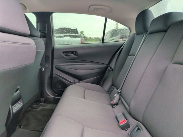 Certified Used 2025  Toyota LE image 29