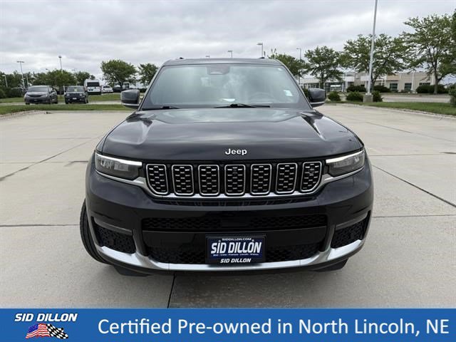 Used 2023 Diamond Black Crystal Pearlcoat Jeep Summit image 4