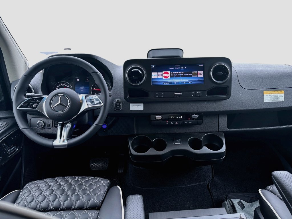 New 2026  Mercedes-Benz Midwest Business Class J Club image 48