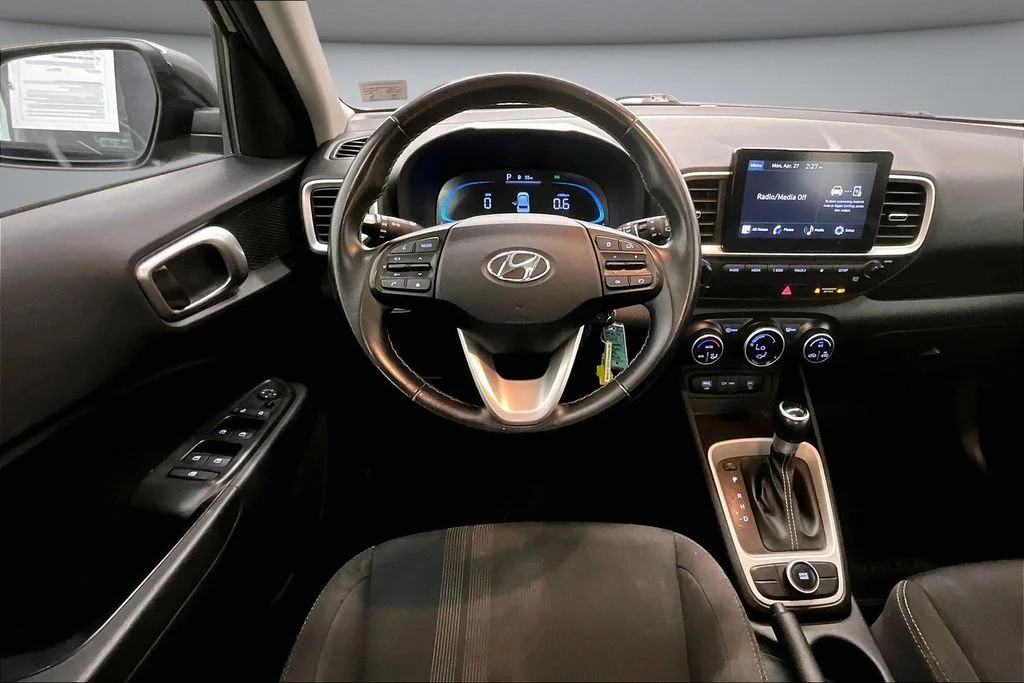 Certified Used 2023 Black Hyundai SEL image 8