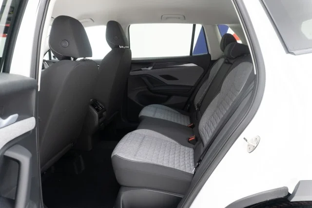 New 2026 Pure White Volkswagen 2.0T S image 19
