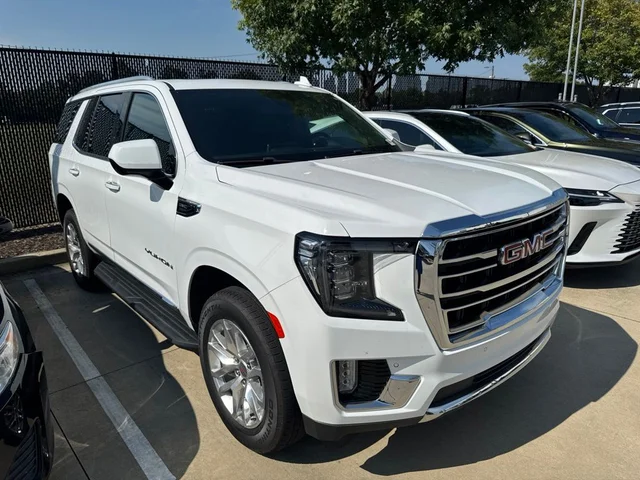 2023 GMC Yukon SLT