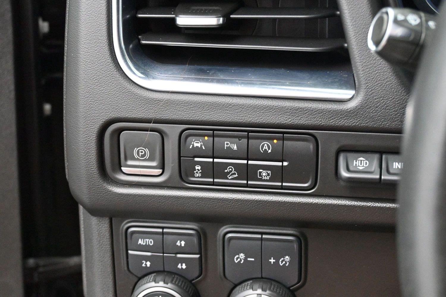 Used 2023 Black Chevrolet High Country image 18